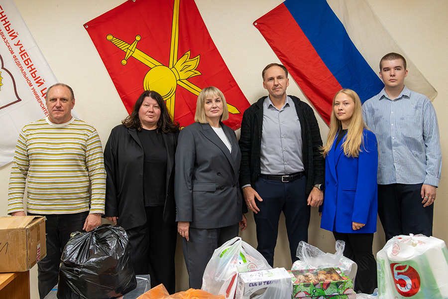 podderzhka_na_peredovoy_skfu_peredal_gumanitarnuyu_pomoshch_voennosluzhashchim_-_1_.jpg podderzhka_na_peredovoy_skfu_peredal_gumanitarnuyu_pomoshch_voennosluzhashchim_-_1_.jpg